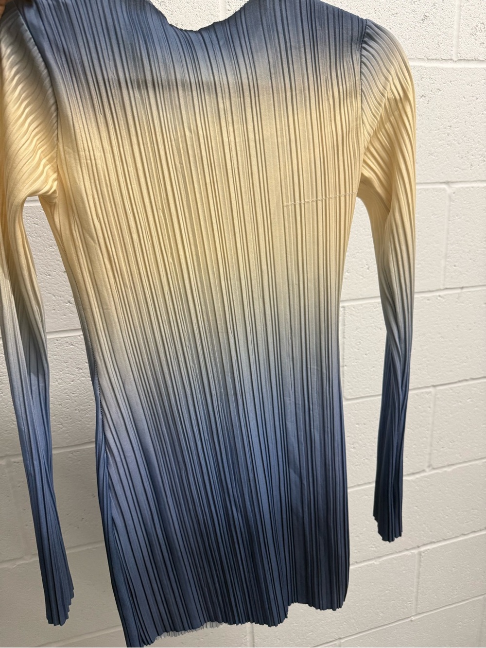 Missguided Blue and Cream Ombre Pleated Long Sleeve Top